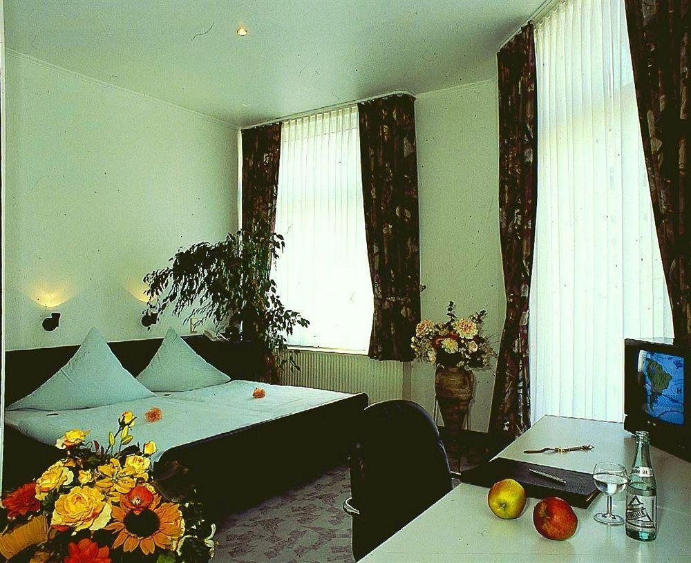 Hotel Garni Haus Hindenburg Königswinter Dış mekan fotoğraf