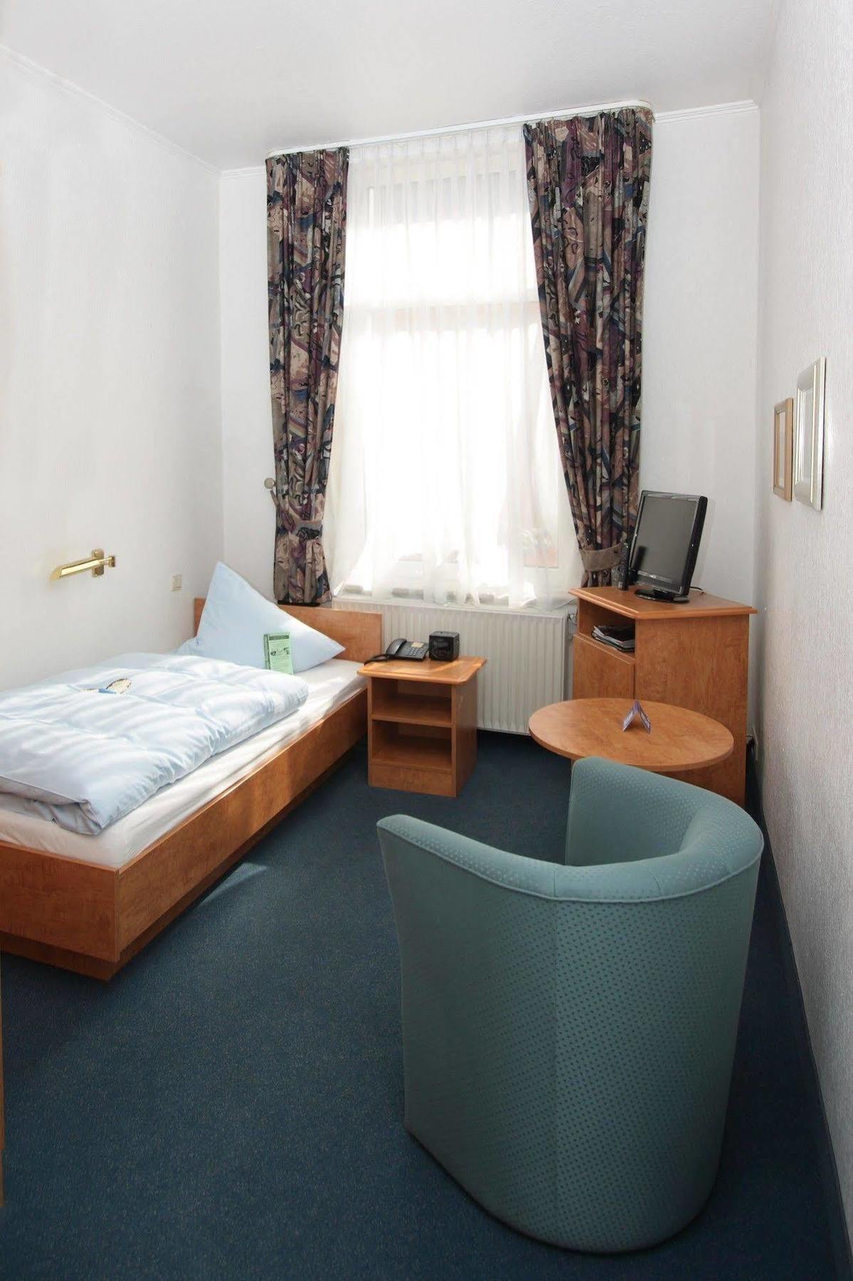 Hotel Garni Haus Hindenburg Königswinter Dış mekan fotoğraf