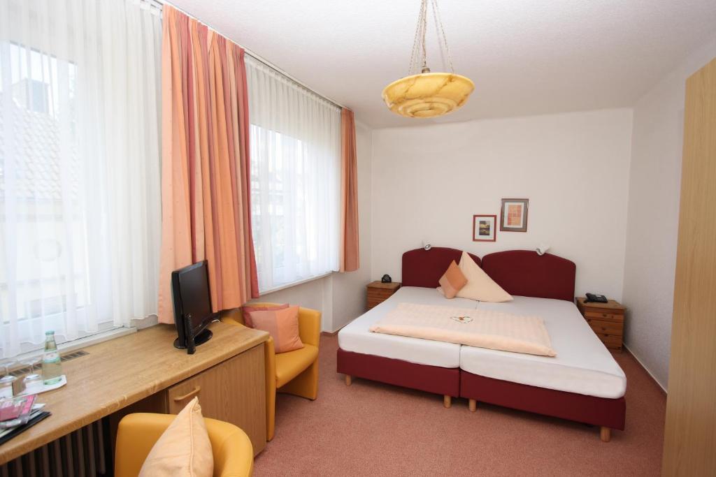 Hotel Garni Haus Hindenburg Königswinter Oda fotoğraf